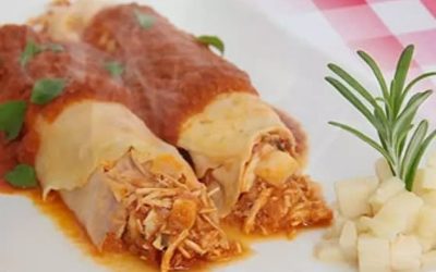 Chicken Crêpe with tomato sauce